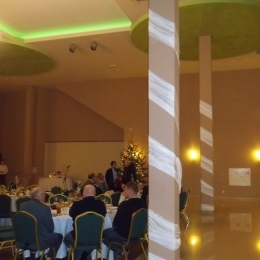 100_1952_14178628941853_d